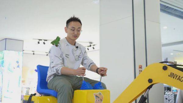 抓娃娃大有收获