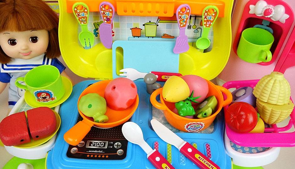 宝宝多莉和车型厨房做饭玩具