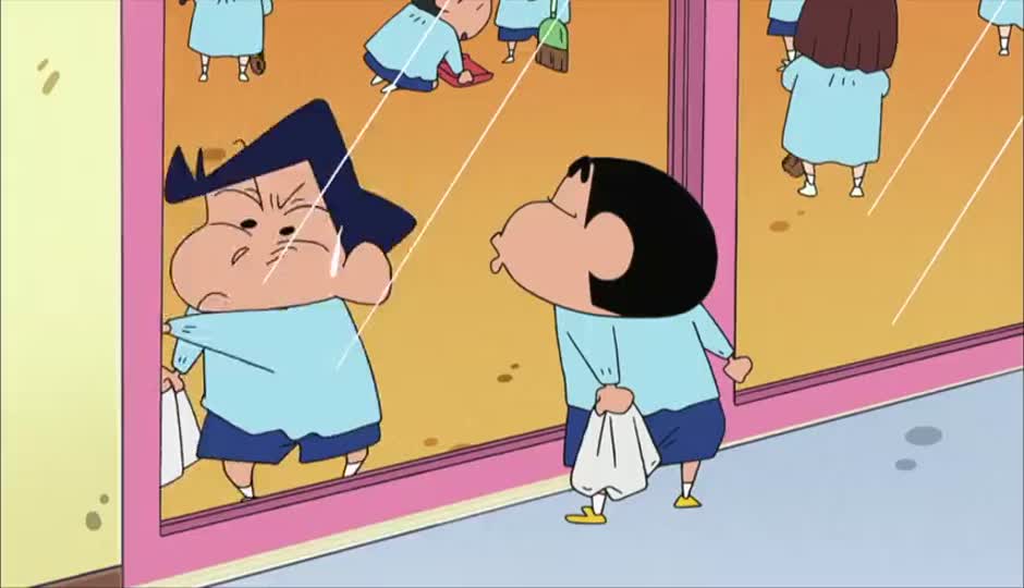 大扫除手忙脚乱哦