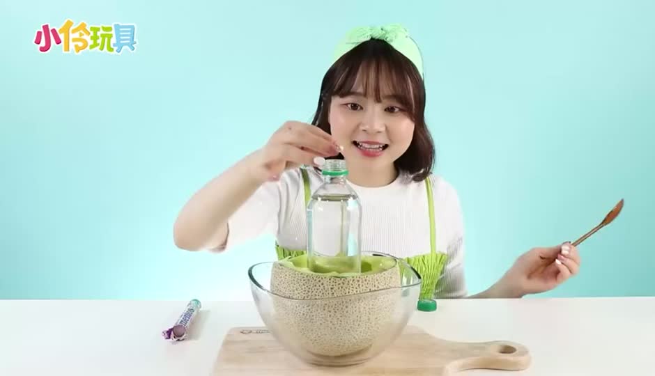 自制哈密瓜水果茶！小伶带你制作夏日清凉饮品！