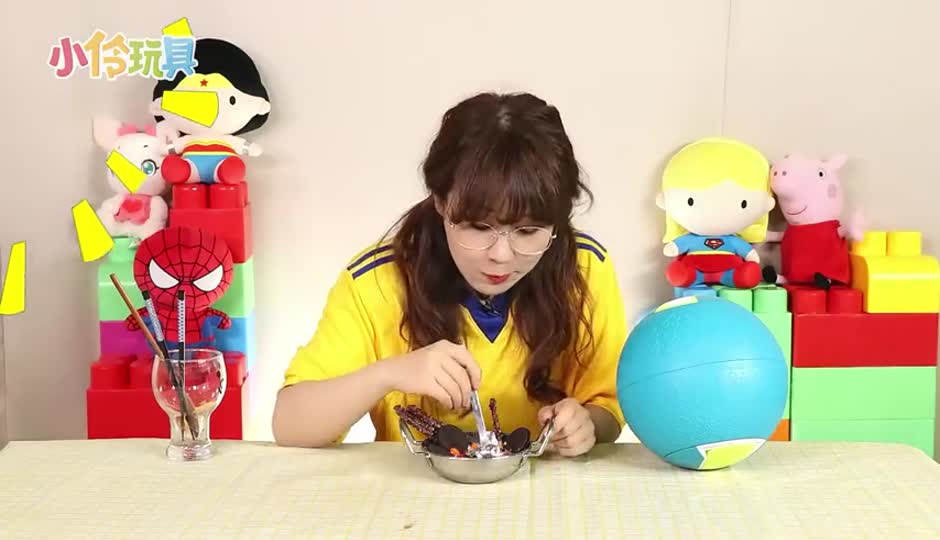 足球冰淇淋机，用盐和冰块就可以做出好吃的刨冰