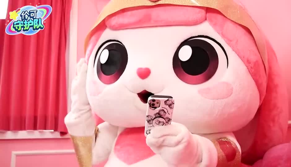 夏天被困手机世界！伶伶巧妙破解黑魔法解救夏天