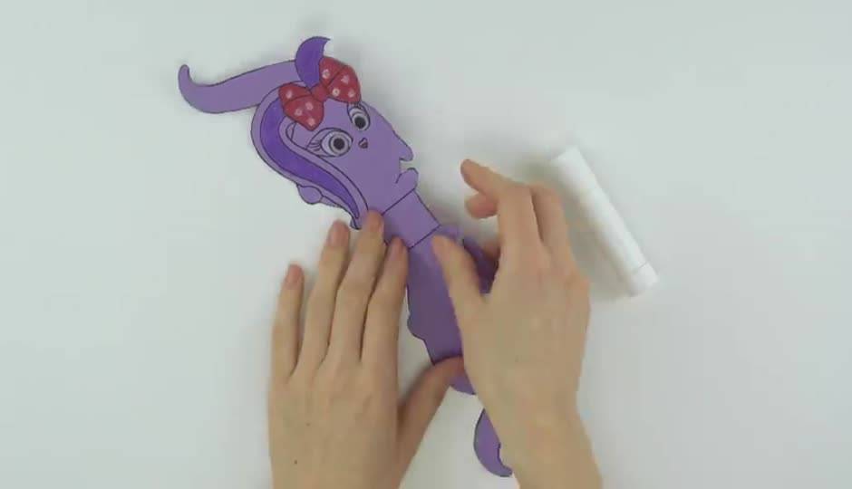 如何制作阳光小兔兔纸偶