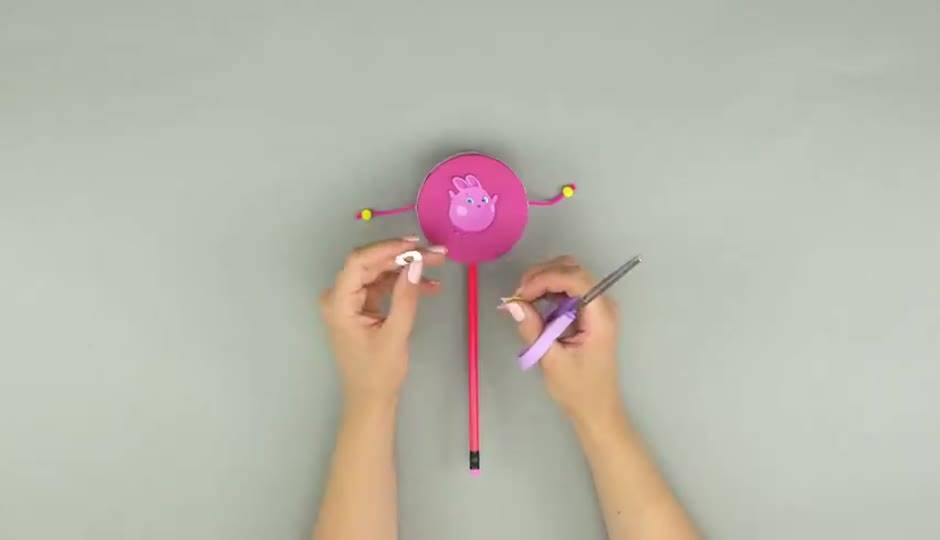 如何制作手摇鼓