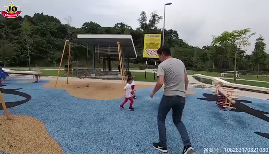 地上有岩浆 超好玩的户外亲子游戏 
