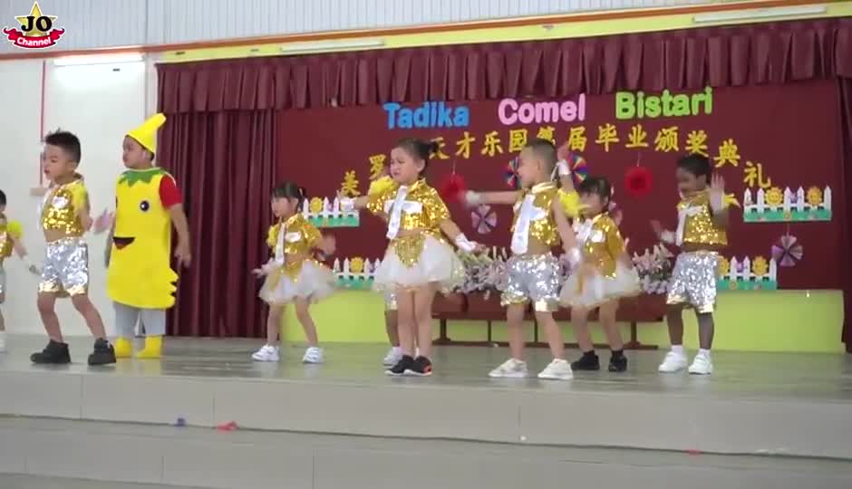 快来参加JO家族的毕业典礼 可爱又好玩